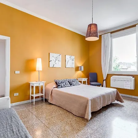 San Pietro 3 E Bagno In Camera Apartament