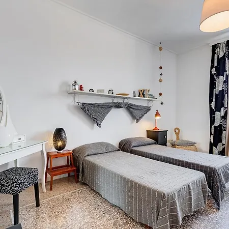 San Pietro 3 E Bagno In Camera Apartament *